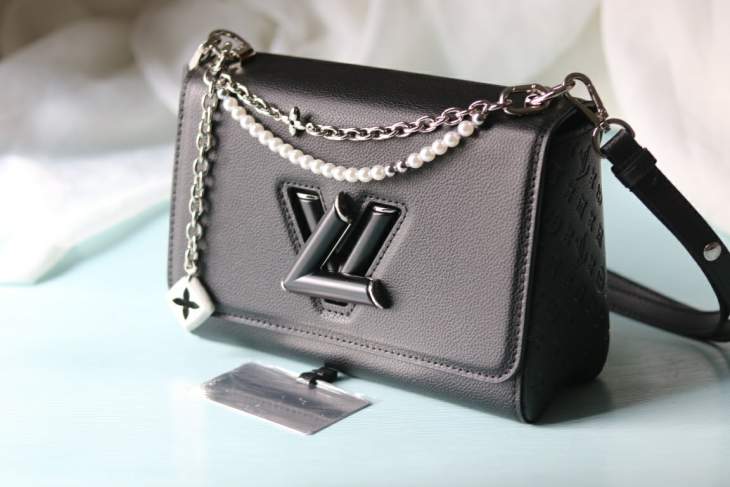 Picture of Coach Handbags _SKUfw230110071fw